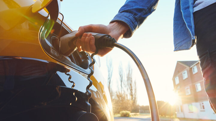 Por qué decantarte por un coche eléctrico