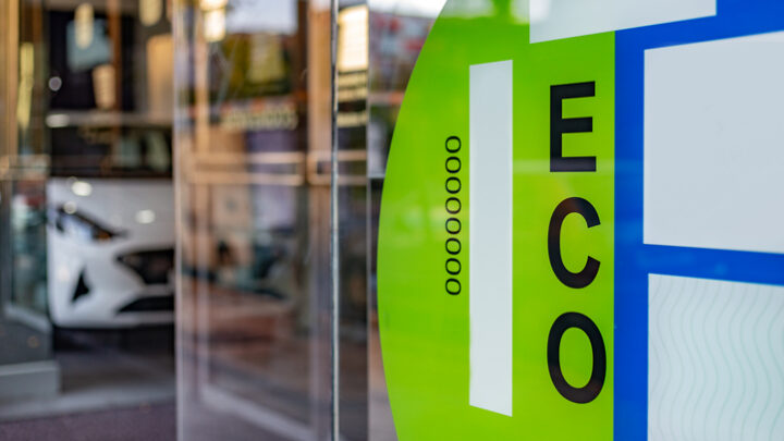 Cambios en la etiqueta «Cero emisiones» en España y Europa: lo que viene y cómo te afecta