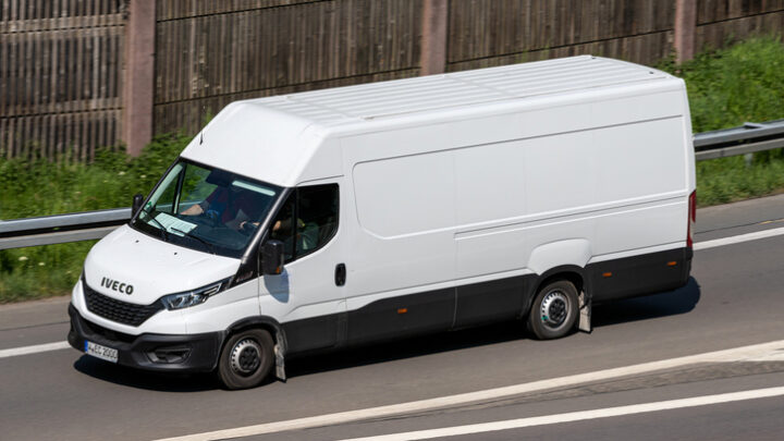 Descubre las últimas novedades híbridas de Iveco Daily